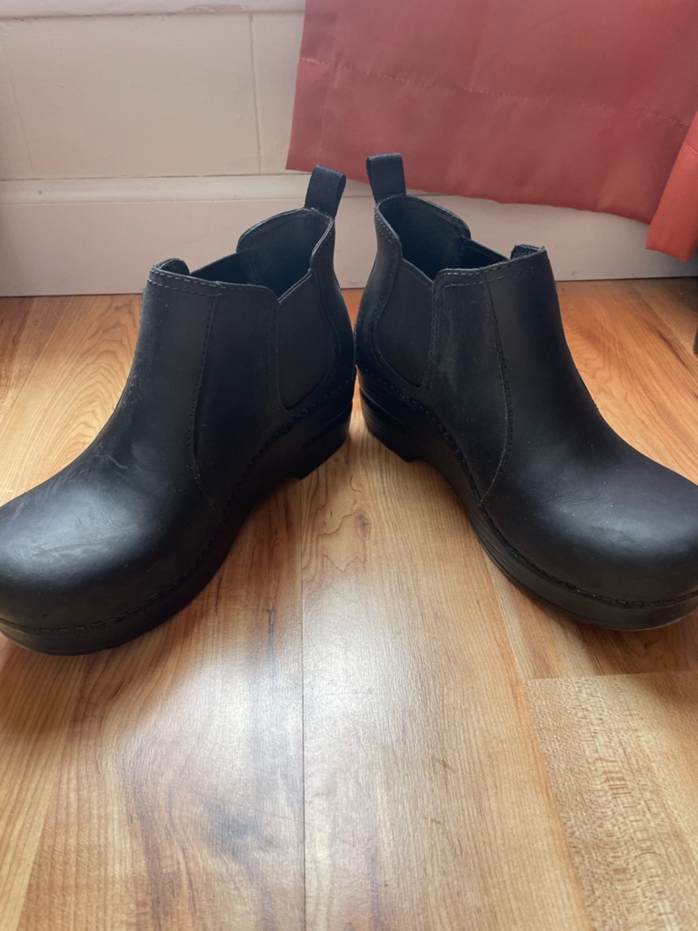 EUC Dansko Black Leather Slip-On Clog Boots